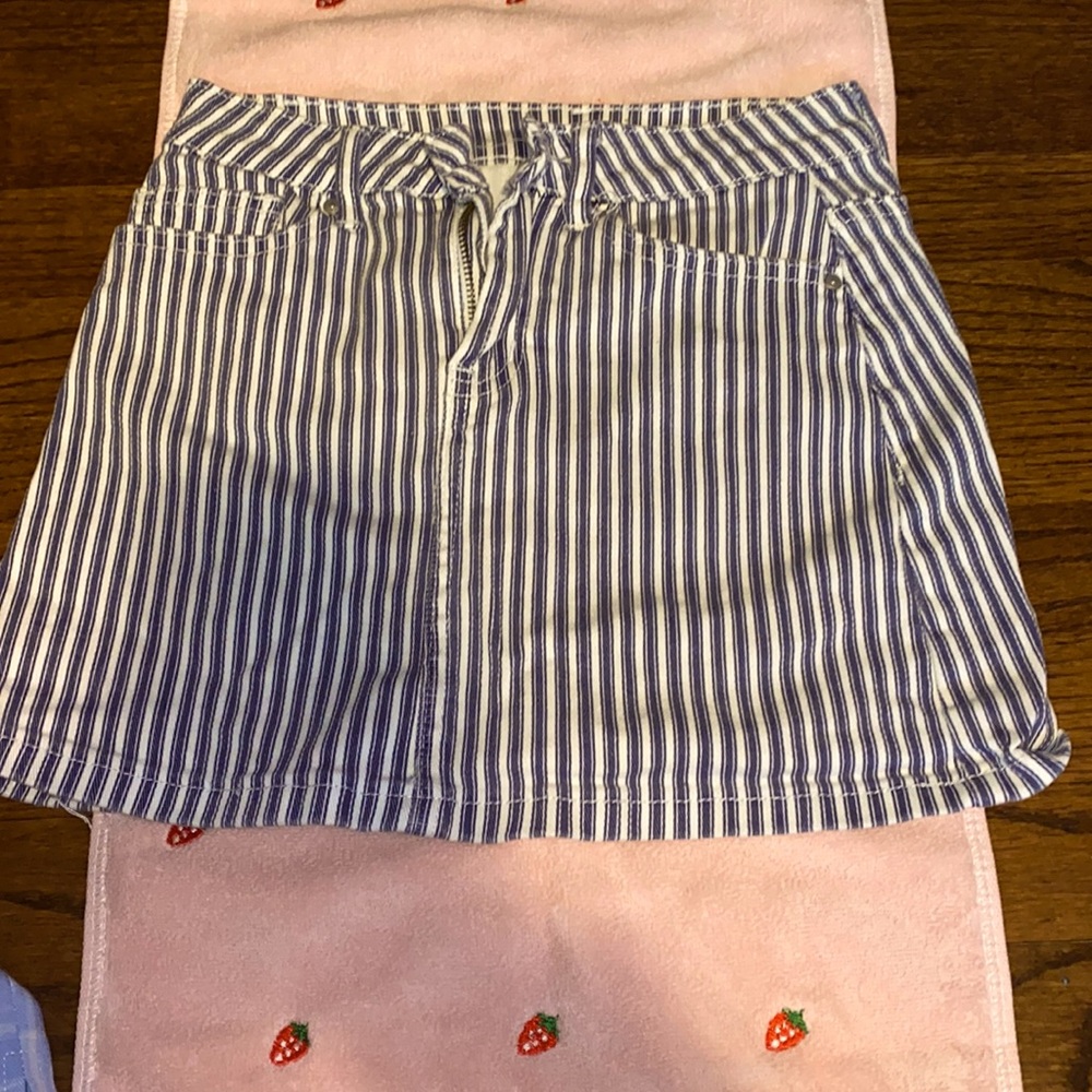 Stripped skirt